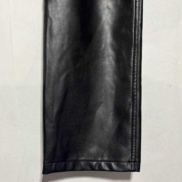 Abercrombie & Fitch Black Vegan Leather 90s Ultra High Rise Straight Leg Pants - Picture 4 of 10
